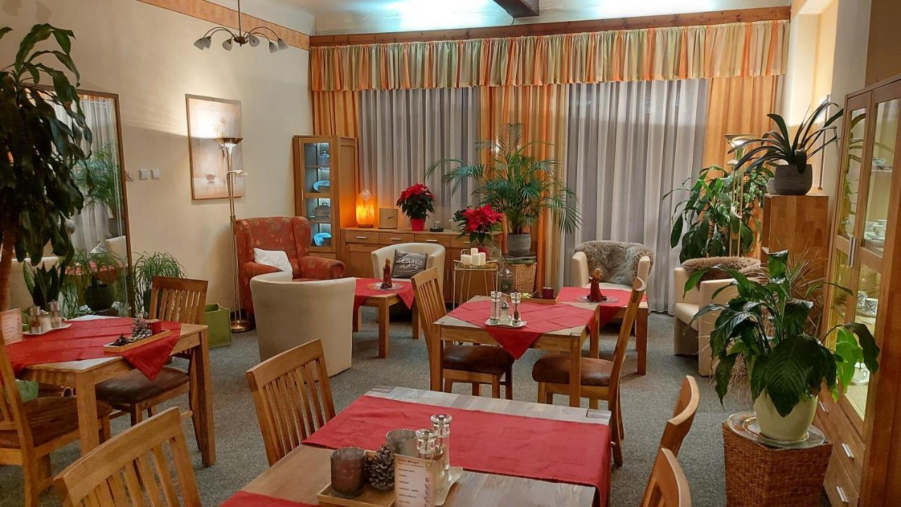 B&B Hotel Das Onkel Fritz Шпиталь-ам-Земмеринг Экстерьер фото